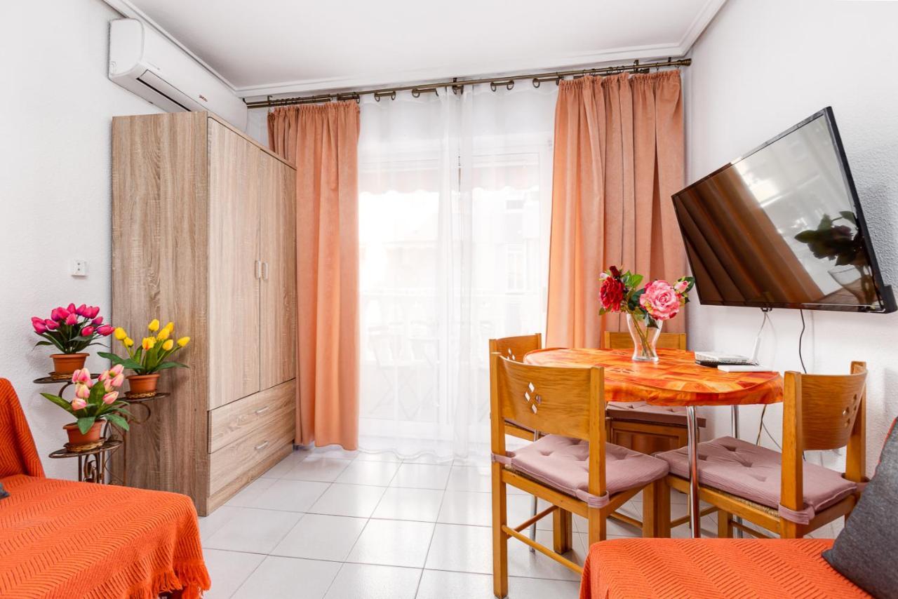 Apartment Studio Relax Almudena Torrevieja Dış mekan fotoğraf